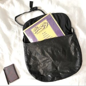 Leather large messenger bag